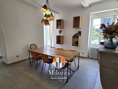 Maison, 200 m²