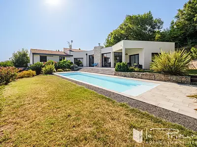 Maison, 219 m²