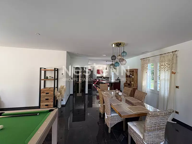 Maison, 189 m²