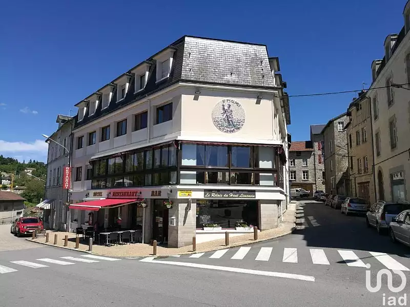 Divers, 900 m²