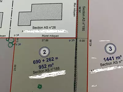 Terrain, 952 m²