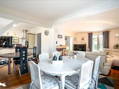 Maison, 167 m²