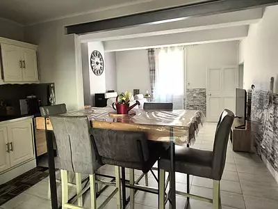 Maison, 166 m²