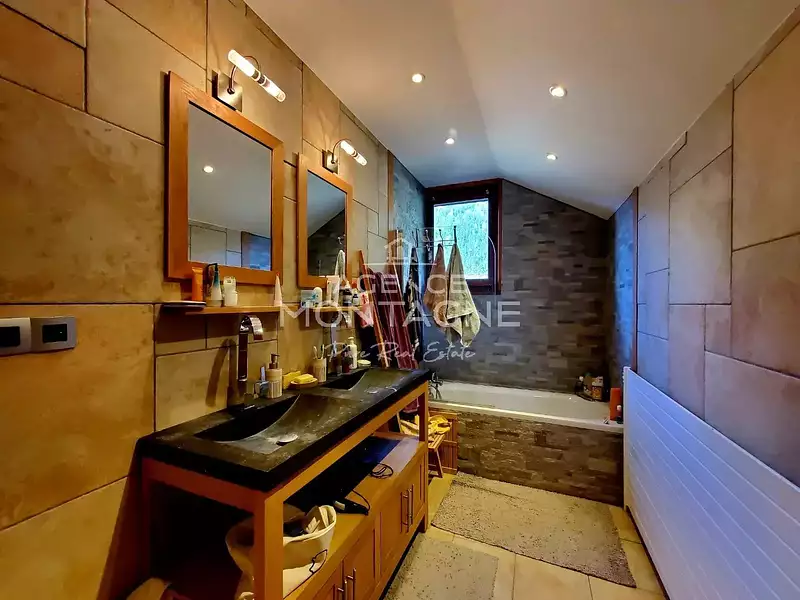 Maison, 170 m²