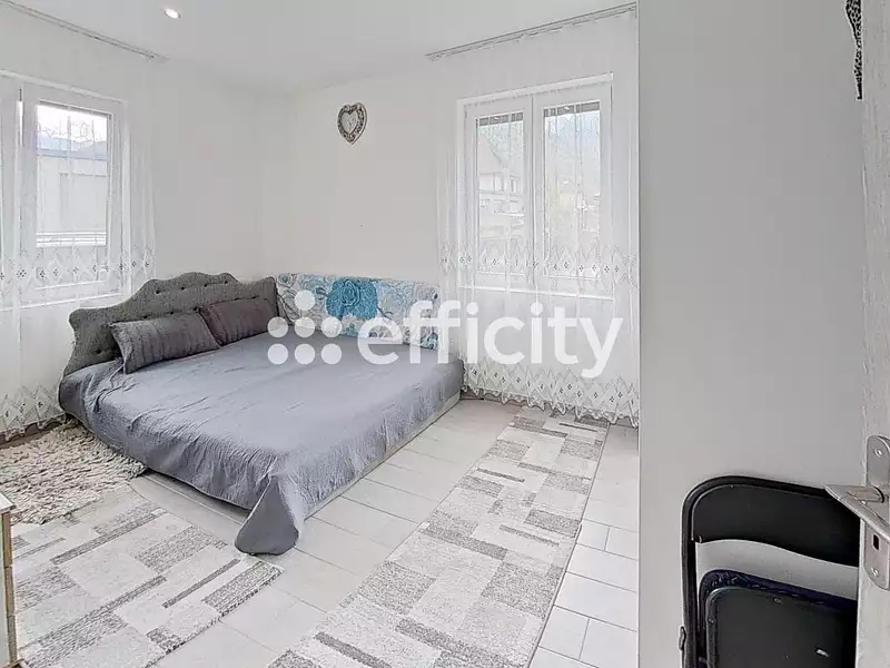 Maison, 210 m²