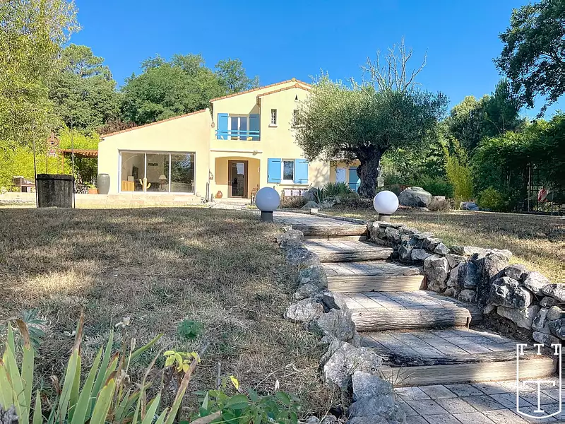 Maison, 191 m²