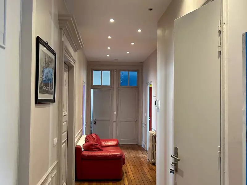 Maison, 600 m²