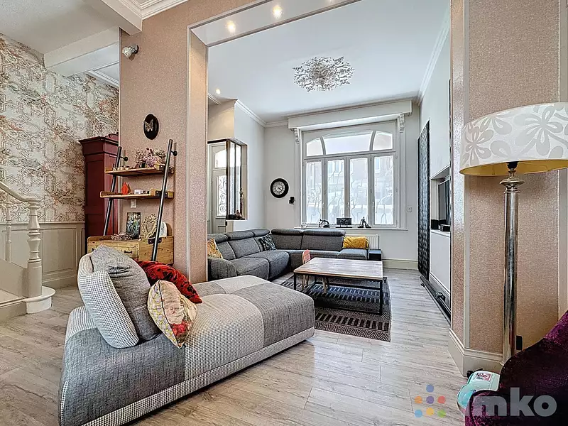 Maison, 160 m²