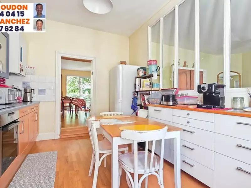 Maison, 191 m²