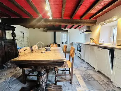 Maison, 220 m²