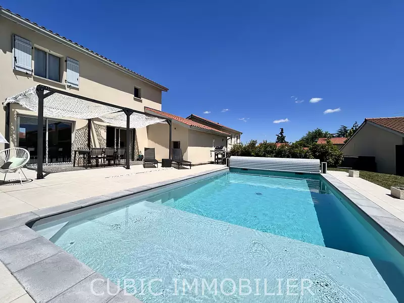 Maison, 116 m²