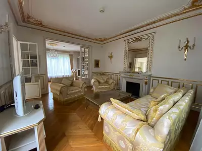 Maison, 250 m²