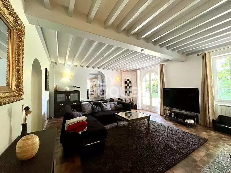Maison, 245 m²