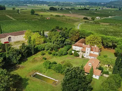 Maison, 400 m²