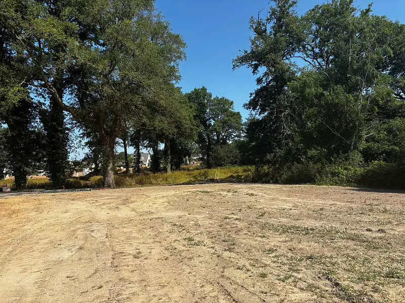 Terrain, 715 m²