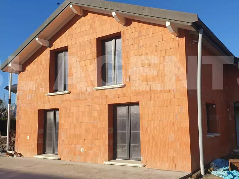 Maison, 175 m²
