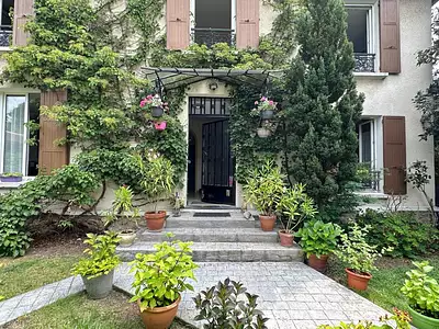 Maison, 180 m²