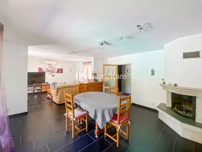 Maison, 159 m²