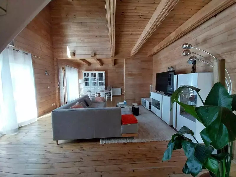 Maison, 163 m²