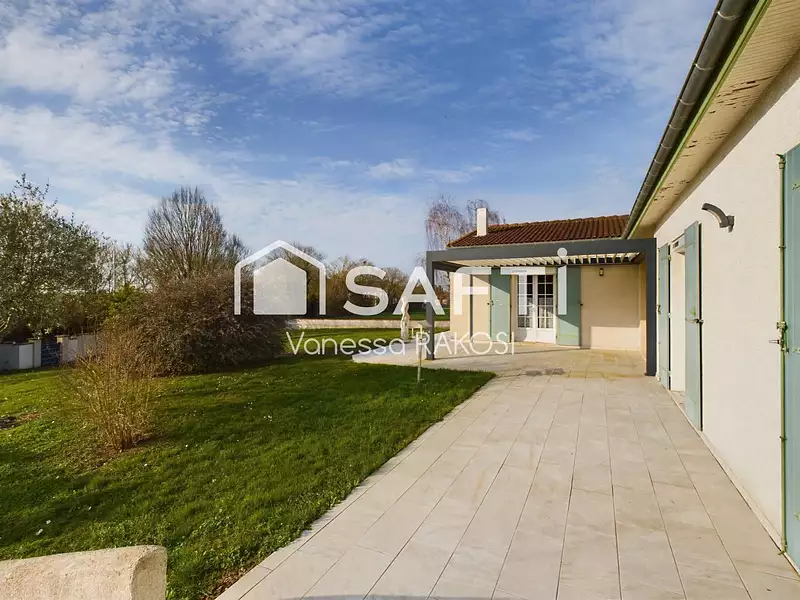 Maison, 360 m²