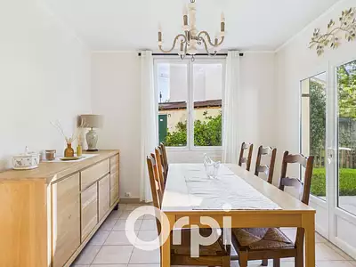 Maison, 158 m²