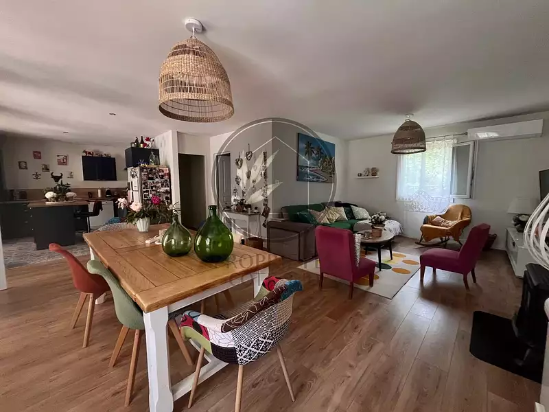 Maison, 102 m²