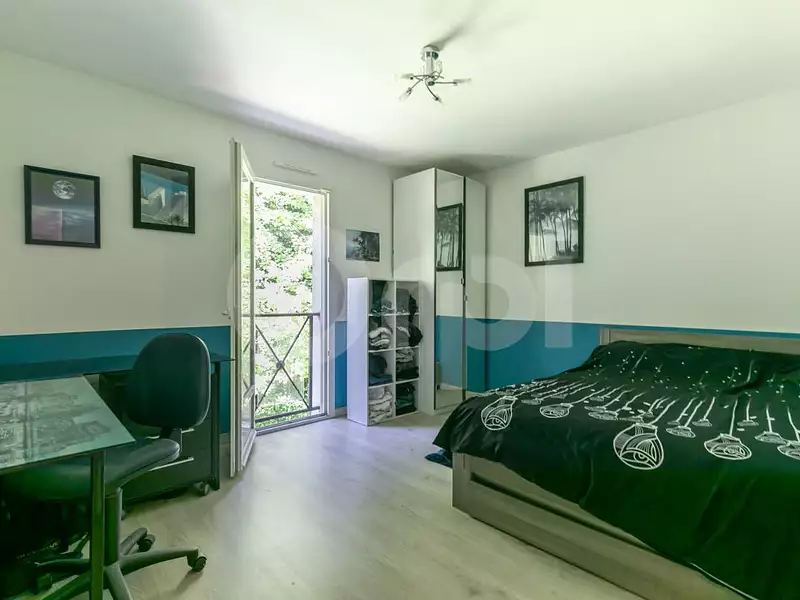 Maison, 195 m²