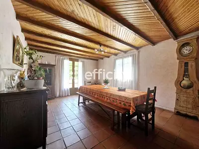 Maison, 111 m²