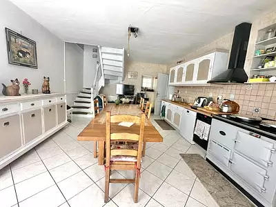 Maison, 230 m²