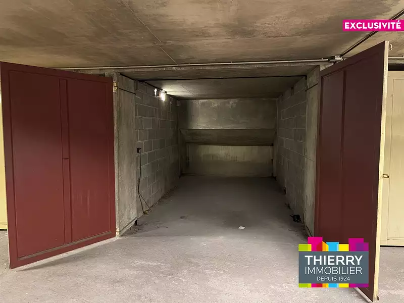 Parking, 11 m²
