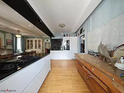 Maison, 280 m²