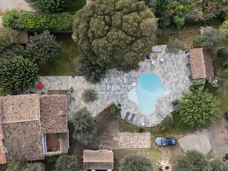 Maison, 200 m²