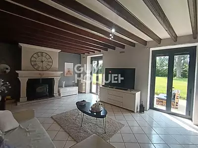 Maison, 248 m²