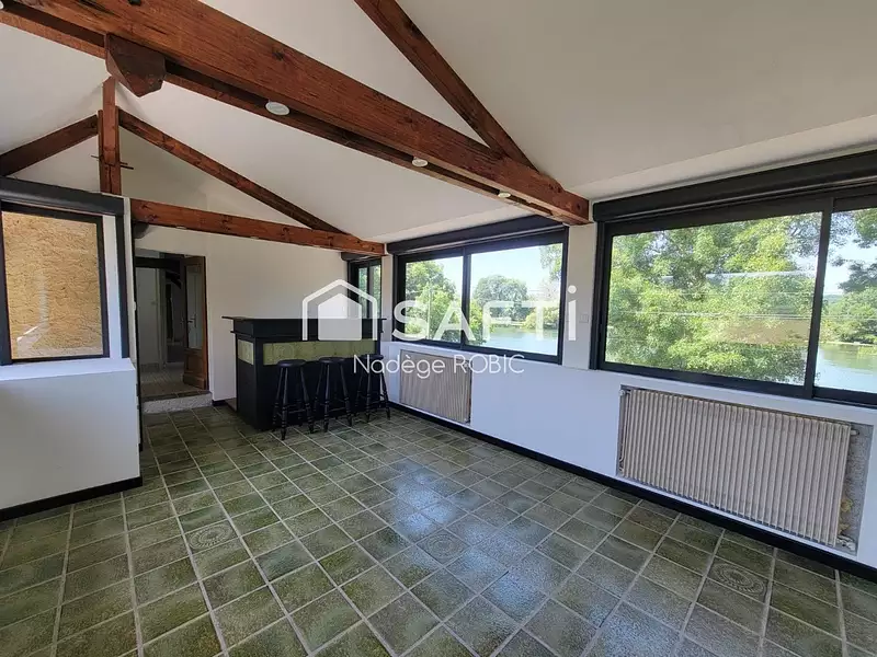 Maison, 164 m²