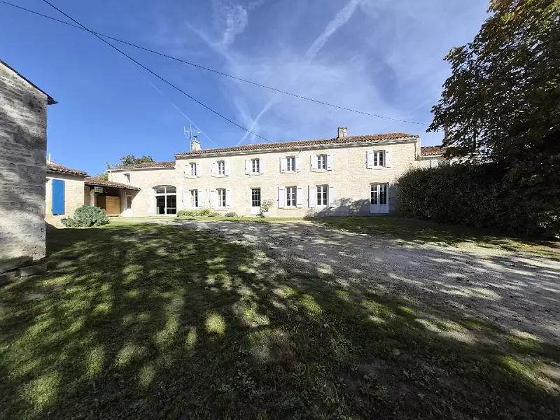 Maison, 315 m²