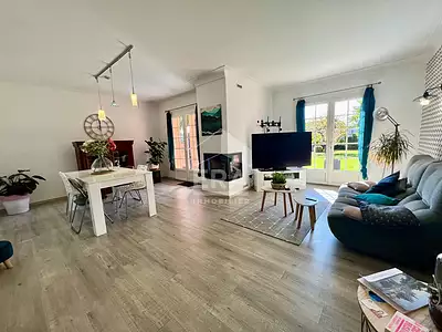 Maison, 208 m²