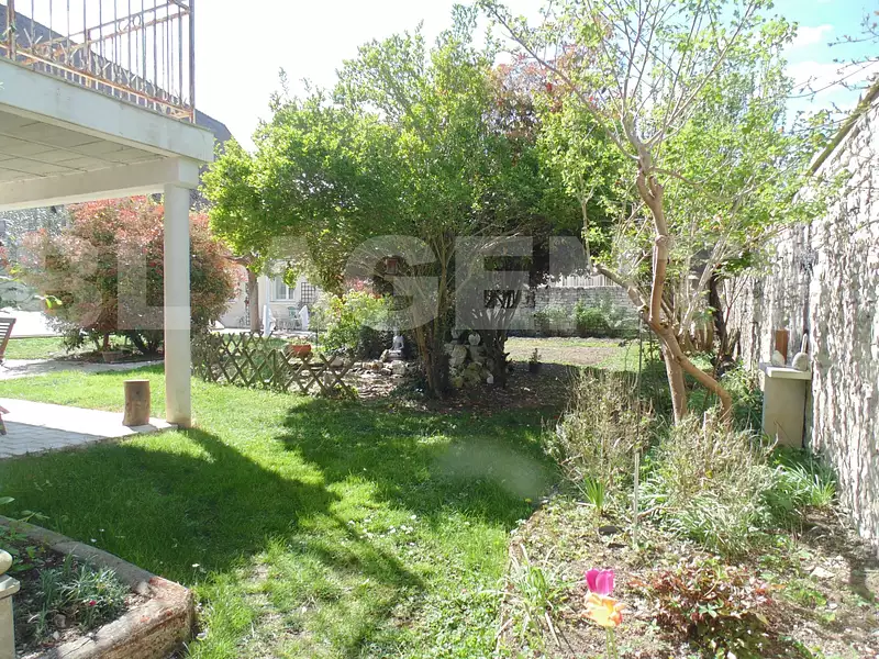 Maison, 150 m²