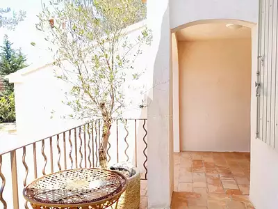 Maison, 240 m²
