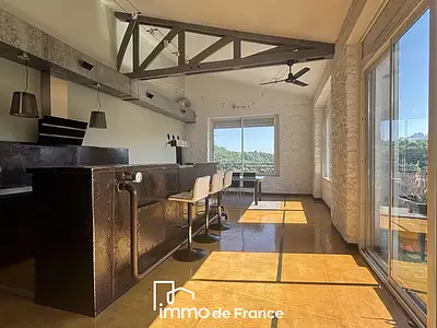 Appartement, 213,03 m²