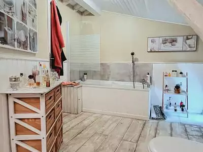 Maison, 300 m²