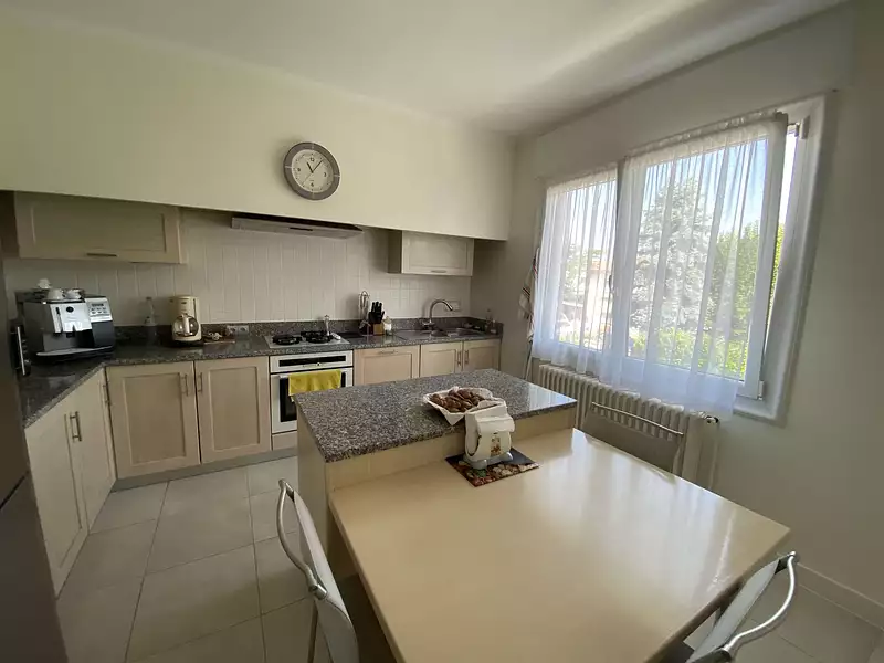 Maison, 174 m²