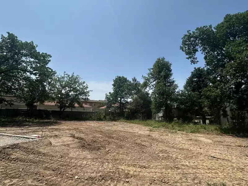 Terrain, 564 m²