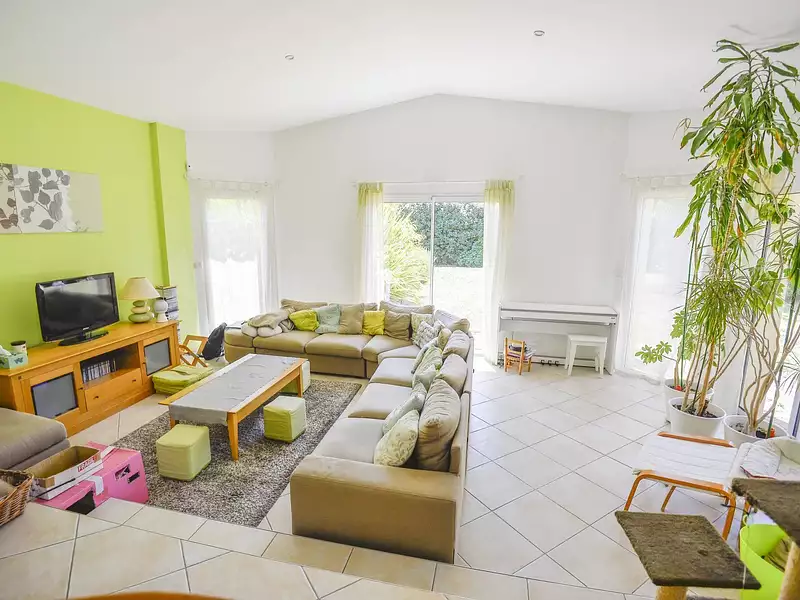 Maison, 184 m²
