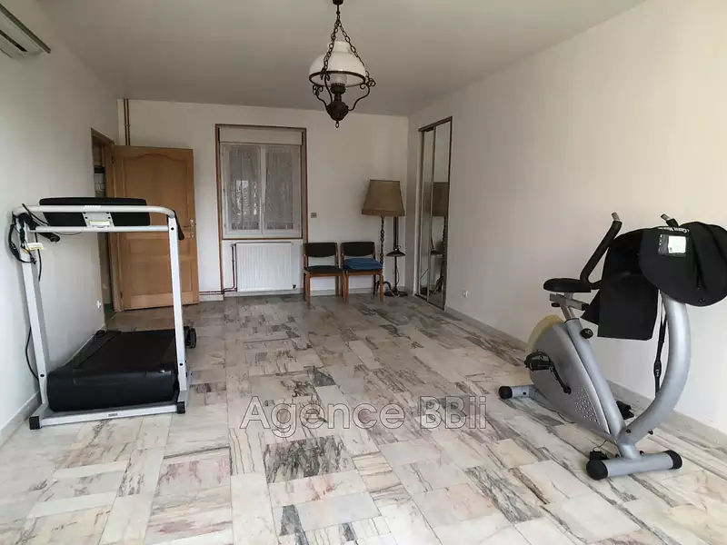 Maison, 240,68 m²