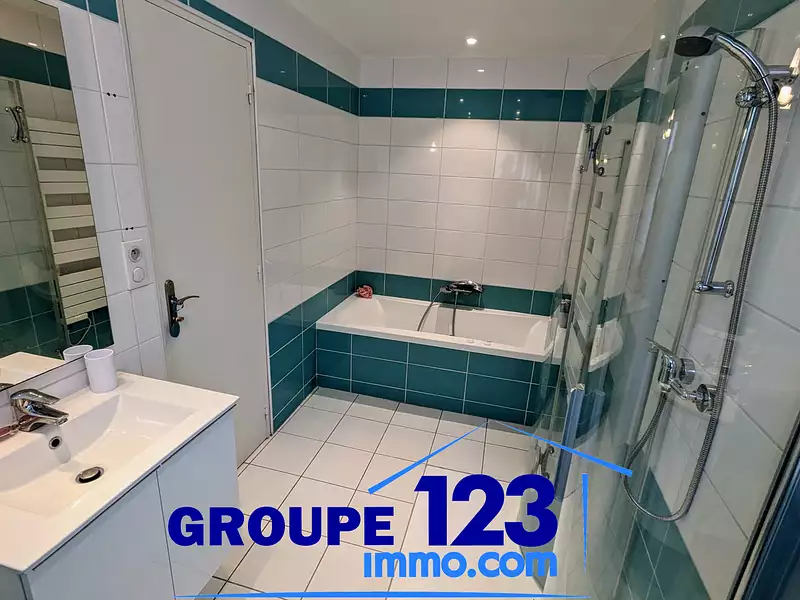 Maison, 155 m²