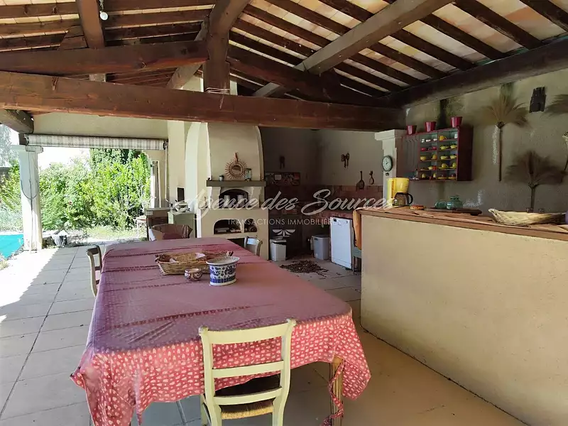 Maison, 267,9 m²