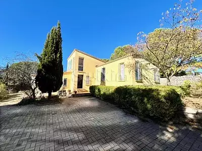 Maison, 150 m²