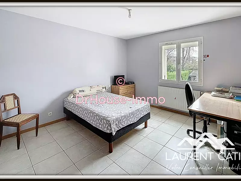 Maison, 168 m²