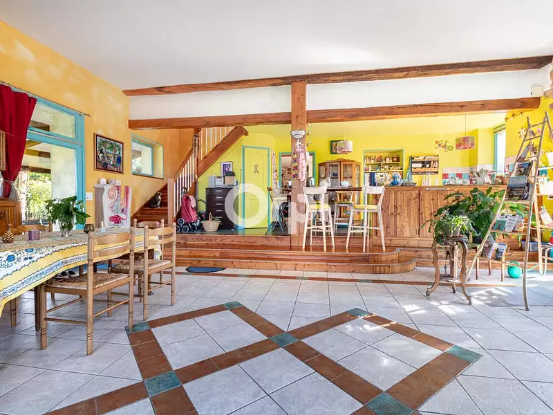 Maison, 227 m²