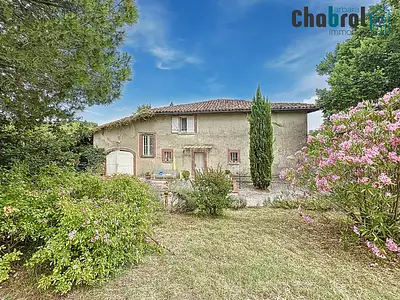 Maison, 325 m²